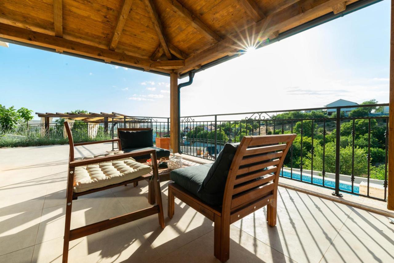 Modern Rustic Villa Kate ベンコヴァツ エクステリア 写真